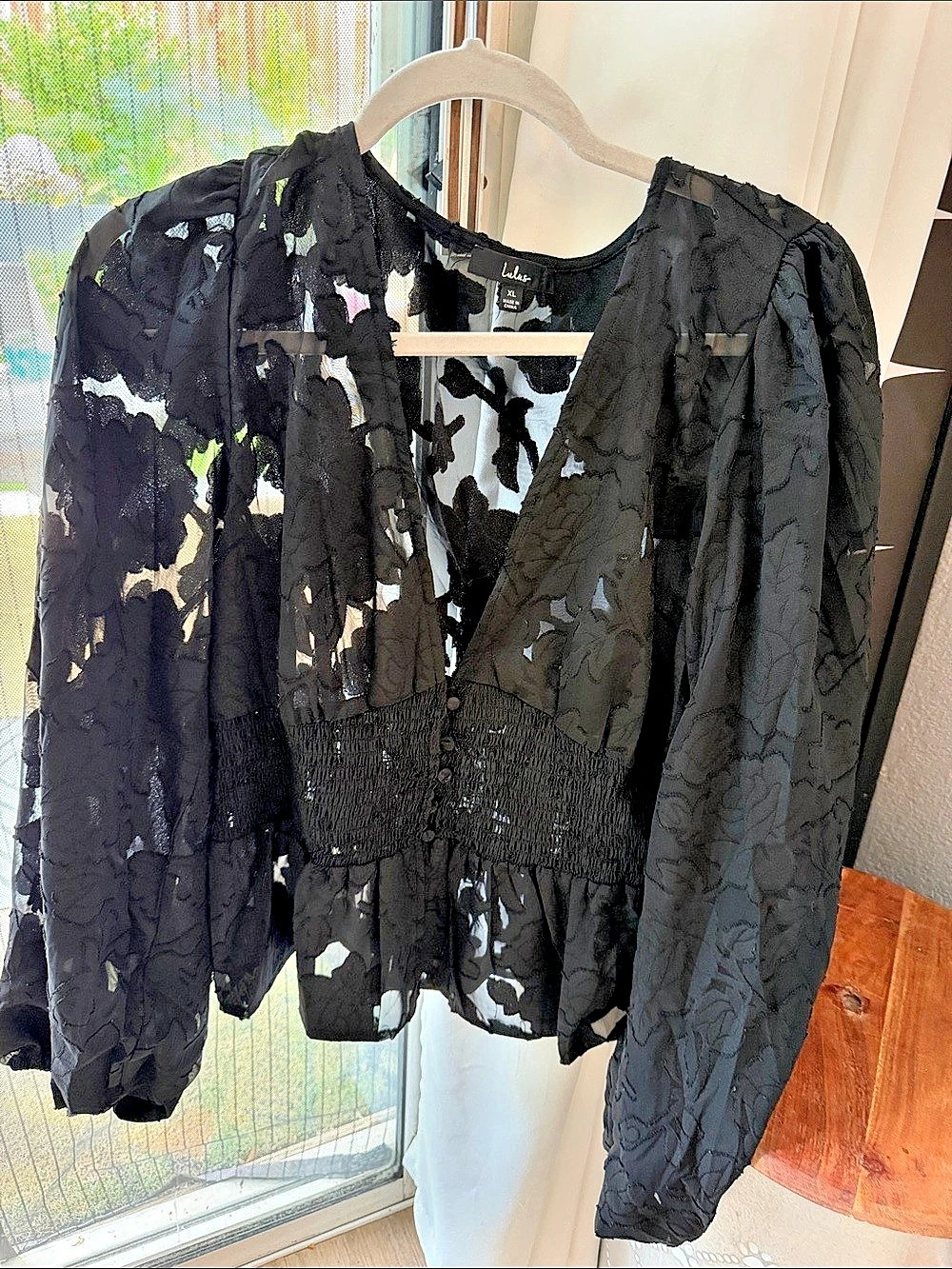 lulas (Venus clothing) Floral Long Sleeve Blouse in Black & White Size XL brand